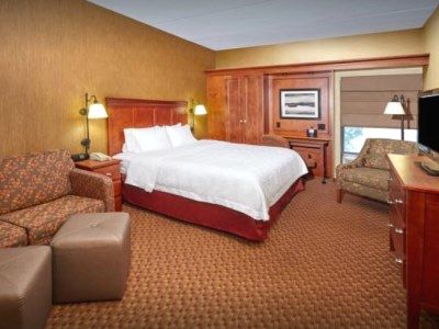 Hampton East Hotel