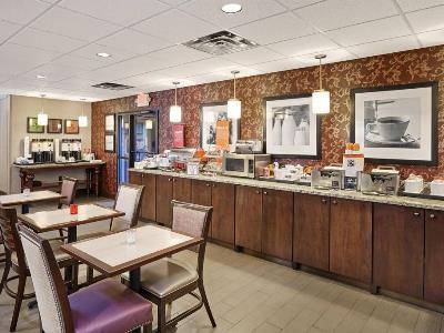 Hampton East Hotel